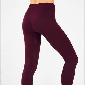 7/8 Powerhold Bergundy Leggings